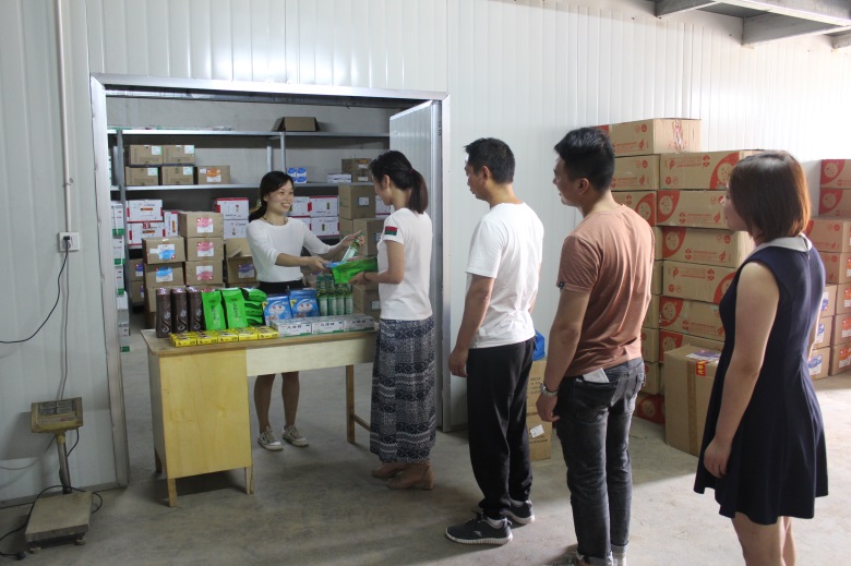 1530317553665321.jpg IMG_5877.JPG